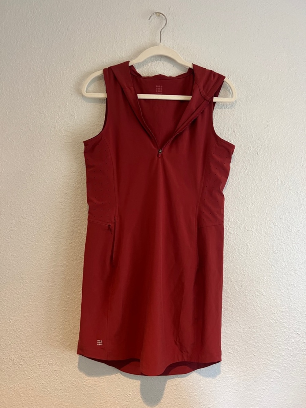 Title Nine Sleeveless Hooded Dress in Deep Wine